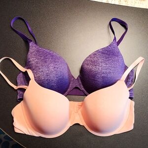 Victoria's Secret set of 2 bras 38C